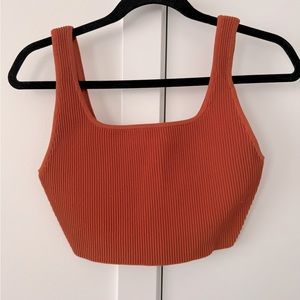 Babaton Sculpt Knit Scoopneck Cropped Tank
